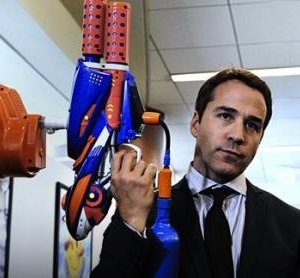 Jeremy Piven in una scena di Give a Little Bit, episodio finale della sesta stagione di Entourage