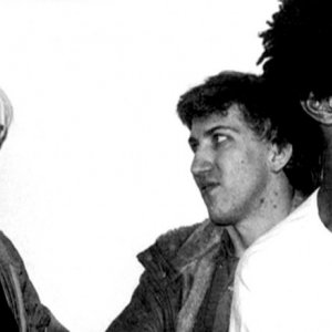 Mark Kostabi con Andy Warhol e Jean Michel Basquiat nel documentario Con Artist