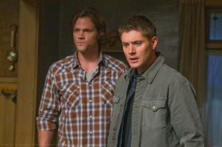 Jared Padalecki e Jensen Ackles in una scena dell'episodio I Believe the Children Are Our Future di Supernatural