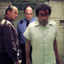 Christopher Meloni e Stephen Rea in una scena dell'episodio Solitary della serie Law & Order: SVU