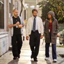 Guillermo Diaz, James LeGros e Jaime Lee Kirchner in una scena dell'episodio Hope You're Good, Smiley Face della serie Mercy