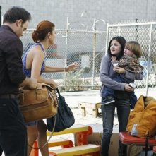 Paul Adelstein, Kate Walsh e Lucy Hale in un momento dell'episodio Pushing the Limits di Private Practice