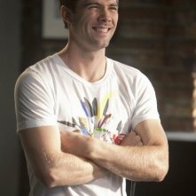 Brothers & Sisters: Luke MacFarlane nell'episodio Breaking the News