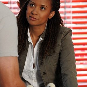 Cold Case: Tracie Thoms in una scena dell'episodio Hood Rats