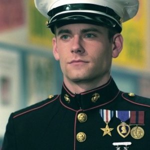 Eric Johnson nell'episodio La maschera di Smallville