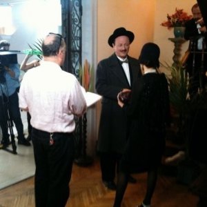 Riccardo Barbera sul set accanto a Luca Verdone