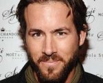 Ryan Reynolds trans per amore
