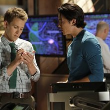 Three Rivers: Daniel Henney ed Alfre Woodard nell'episodio Place of Life