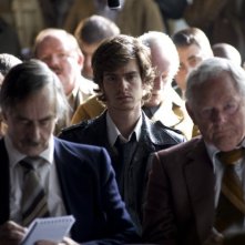 Andrew Garfield in una scena del film Red Riding: 1983