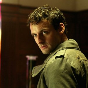 Callum Blue in una scena dell'episodio Savior di Smallville