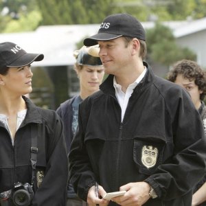 Cote de Pablo e Michael Weatherly in una scena dell'episodio Code of Conduct di Navy N.C.I.S.