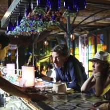 Lie to Me: Hayley McFarland e Tim Roth in una scena dell'episodio Control Factor