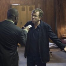 Lie to Me: la guest star Lennie James con Tim Roth in un momento dell'episodio Grievous Bodily Harm