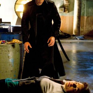 Tom Welling ed Erica Durance nell'episodio Metallo di Smallville