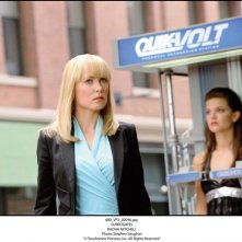 L'attrice Radha Mitchell è l'Agente Peters nel film Il mondo dei replicanti