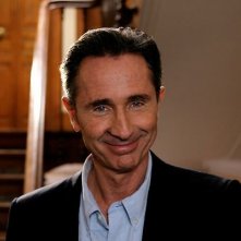 Thierry Lhermitte in una scena del film Bancs publics (Versailles rive droite)