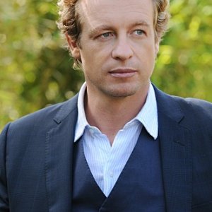 The Mentalist: Simon Baker nell'episodio Throwing Fire