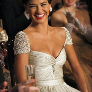 Una sorridente Vanessa (Jessica Szohr) in una scena dell'episodio Enough About Eve di Gossip Girl