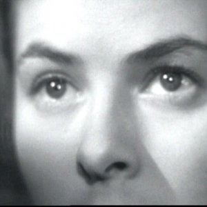 Ingrid Bergman in una scena del film Io ti salverò ( 1945 )