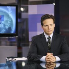 V: Scott Wolf nell'episodio There Is No Normal Anymore