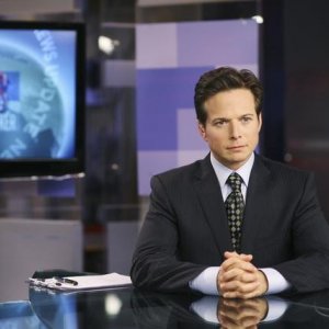 V: Scott Wolf nell'episodio There Is No Normal Anymore