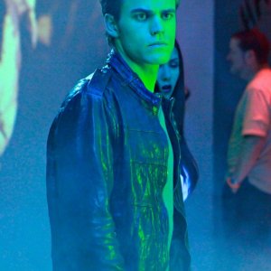 Una sequenza dell'episodio Haunted di The Vampire Diaries, con Paul Wesley