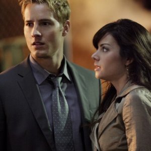 Oliver (Justin Hartley) e Lois Lane (Erica Durance) nell'episodio Crossfire di Smallville