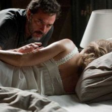 Jeffrey Dean Morgan in una scena di The Resident