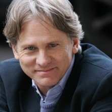 un ritratto di Giulio Scarpati