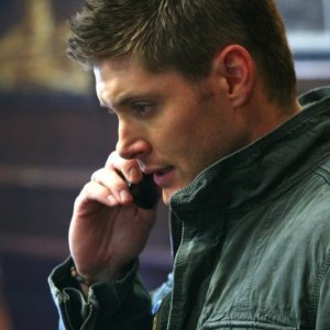 Jensen Ackles nell'episodio The Curious Case of Dean Winchester di Supernatural