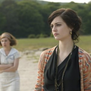 Un'intensa Eva Green in Cracks