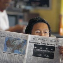 Masi Oka in una scena di Once Upon a Time in Texas dalla quarta stagione di Heroes