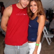 Kellan Lutz e Kayla Ewell allo JAYO Invitational Celebrity Pro-Am Beach Volleyball Tournament, nell'agosto 2008