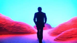 La sagoma dello stilista Valentino nel documentario L'ultimo imperatore, a lui dedicato
