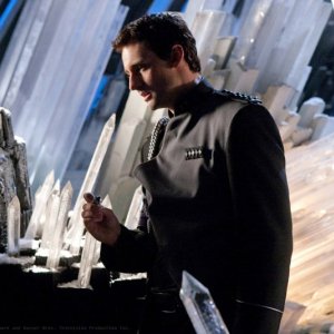 Zod (Callum Blue) in una scena dell'episodio Kandor di Smallville
