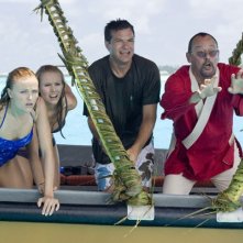 Malin Akerman, Kristen Bell, Jason Bateman e Jean Reno nella commedia L'isola delle coppie (Couples Retreat)