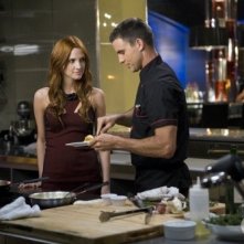 Melrose Place: Ashlee Simpson-Wentz e Colin Egglesfield in una scena dell'episodio Gower