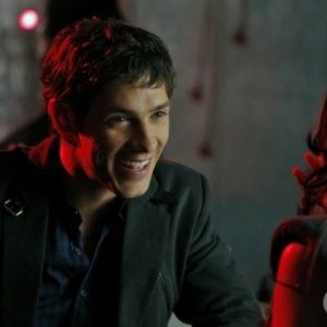 Melrose Place: Michael Rady e Jenna Dewan nell'episodio Gower