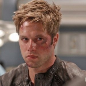 Melrose Place: Shaun Sipos nell'episodio Shoreline