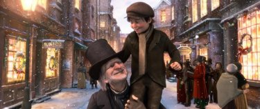 Scrooge e Tiny Tim nel film A Christmas Carol (2009)