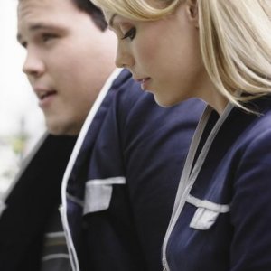 V: Laura Vandervoort nell'episodio A Bright New Day