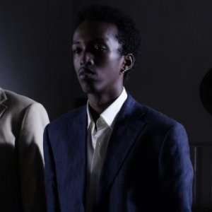 Valerio Mastandrea accanto a Said Sabrie in una scena del film Good Morning, Aman