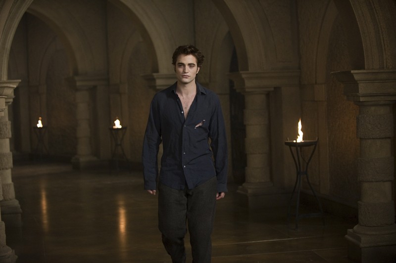 Robert Pattinson Nel Palazzo Dei Volturi In Una Scena Del Film Della Saga Twilight New Moon 137678