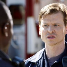 Trauma: Derek Luke e Kevin Rankin nell'episodio Home Court