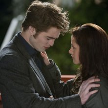 Una Scena Del Film Della Saga Twilight New Moon Con Robert Pattinson E Kristen Stewart 137669