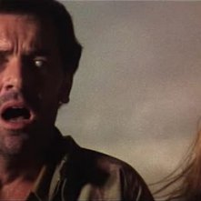 David Warbeck e Catriona MacColl in una scena dell'horror E tu vivrai nel terrore - L'aldilà ( 1981 )