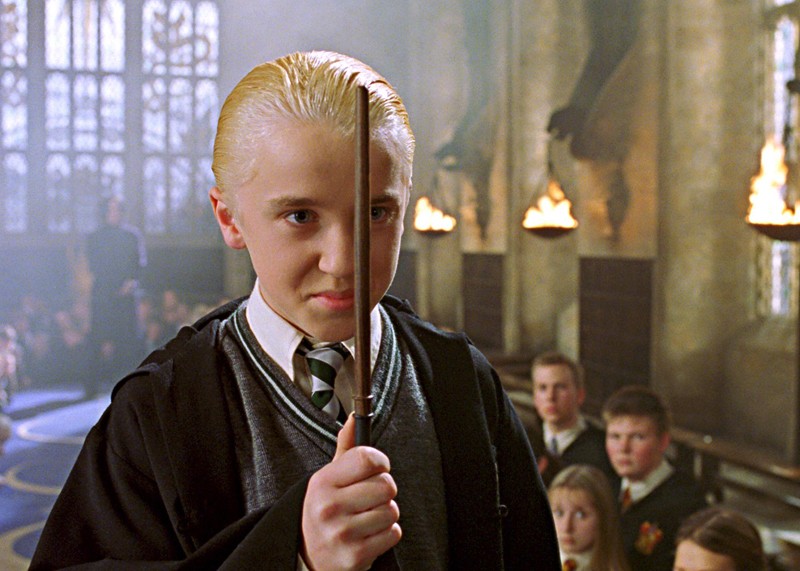 Draco Malfoy (Tom Felton) in una scena di Harry Potter e la camera dei segreti
