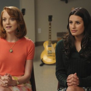 Glee: Jayma Mays e Lea Michele nell'episodio Ballads