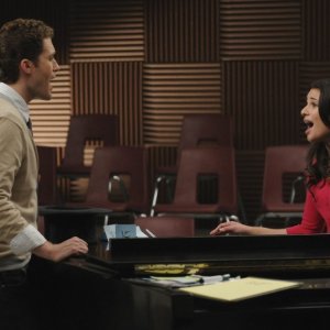 Glee: Matthew Morrison e Lea Michele in un momento dell'episodio Ballads