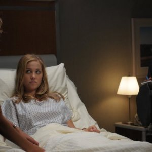 Mercy: Jaime Lee Kirchner, Seth Gilliam ed Erika Christensen nell'episodio Destiny, Meet My Daughter, Veronica